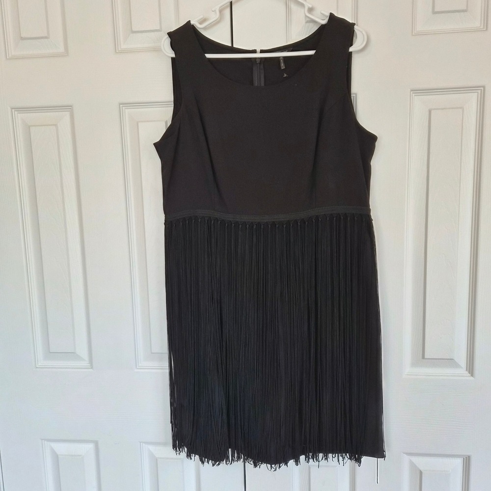 Daisy Fuentes Onyx Black Fringe Sleeveless Cocktail Shift Dress 14 Flapper Retro